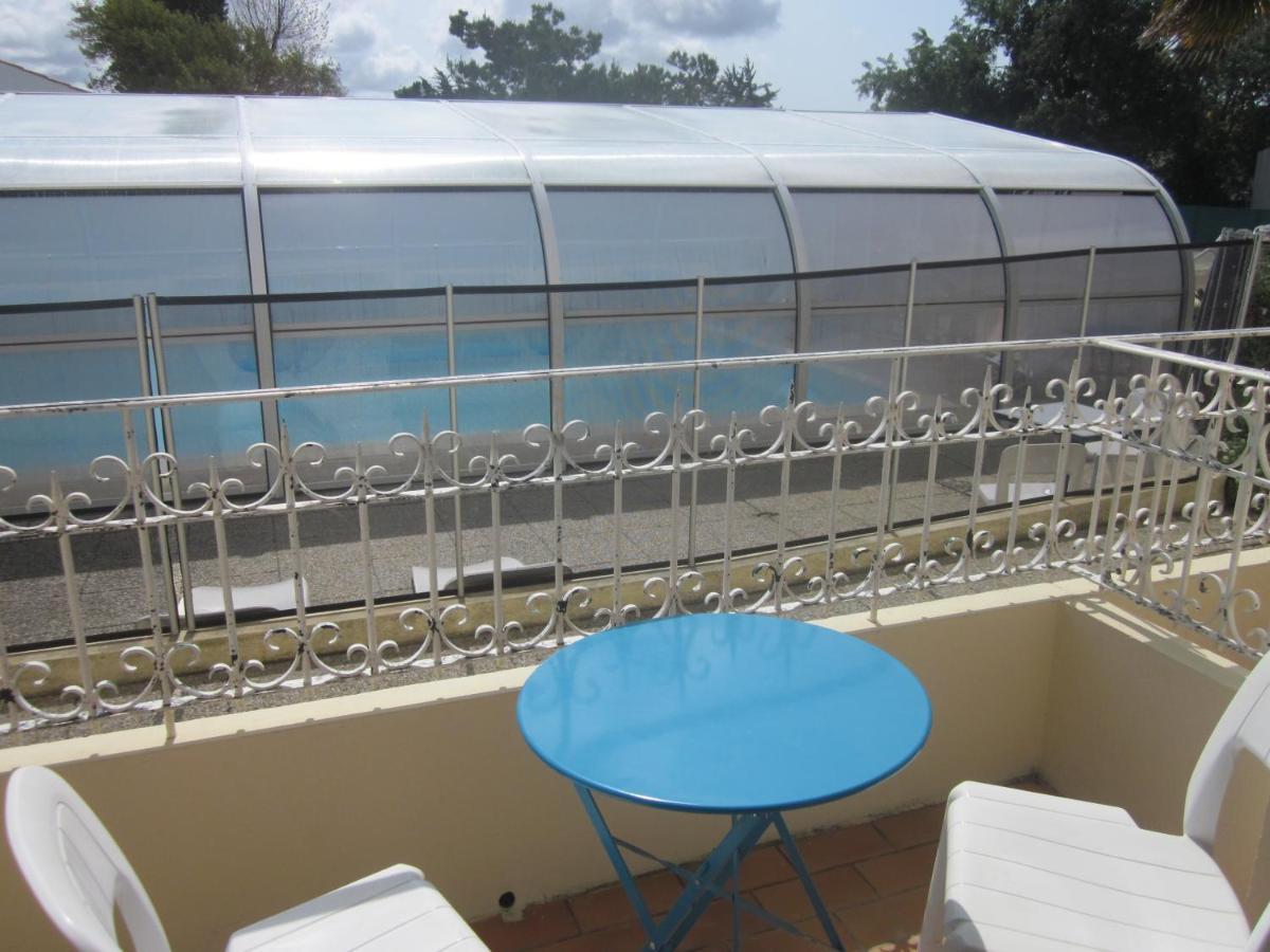 Hotel La Chaumiere 2*
