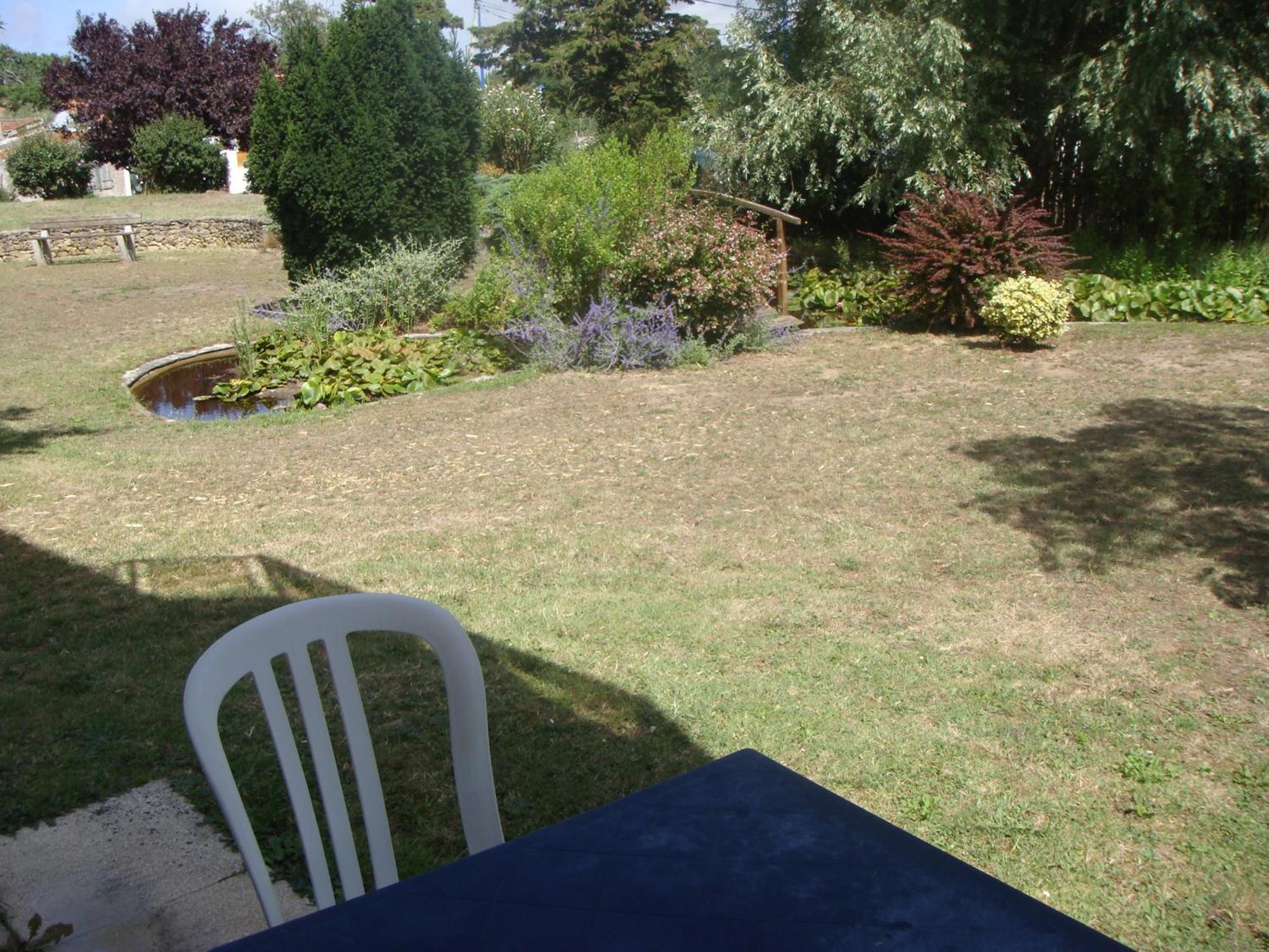 La Chaumiere Hotel 2*